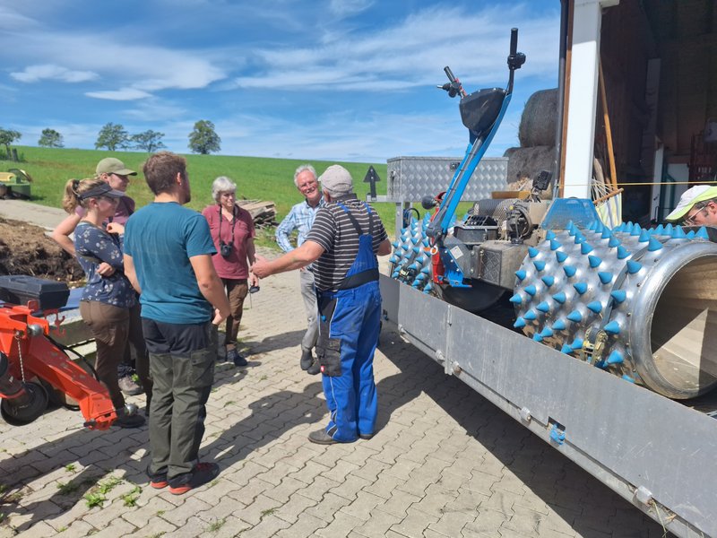 Recent bezoek met collega’s aan een lokale boer in het Murnauer Moos.