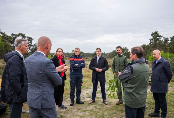 Werkbezoek-ministerLVVN-natuurbrand-6mei26